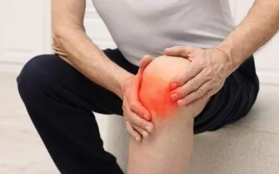Why Does Knee Pain Sometimes Increase After Long Periods of Sitting?
